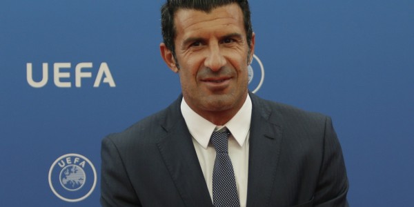 博鱼下载-菲戈：皇马赛季中途换帅出人意料，需支持阿韦洛亚带完这个赛季