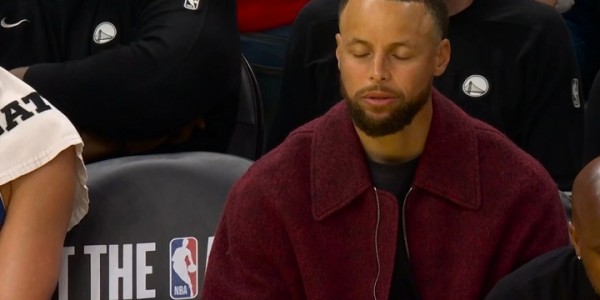 博鱼官网-不想理你！华子飚中三分找库里互动 库里闭上眼睛摇摇头😂