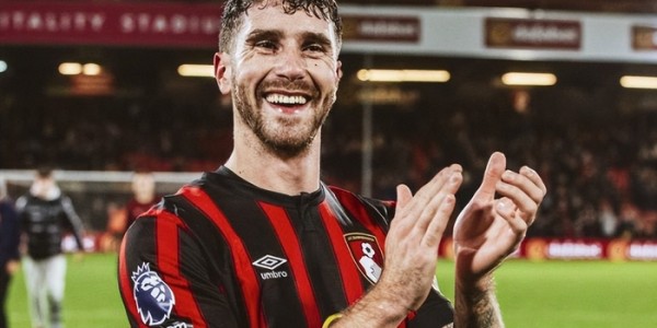 博鱼APP-6球9助攻！英超游出一条大鱼，阿根廷铁卫即将自由身，4大豪强疯抢|塞内西|中卫|欧洲|伯恩茅斯|转会_新浪体育_新浪新闻